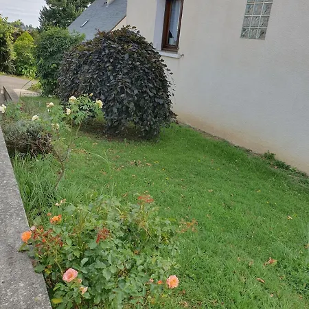 ' ' Oklm ' Maison Individuelle Avec Garage Semesterbostad *